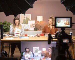 Mit den DIY-Workshops der Kreativzeit lernst du die neuesten Trend-Techniken. Lebe in unseren Online-Kursen deine Kreativität aus.